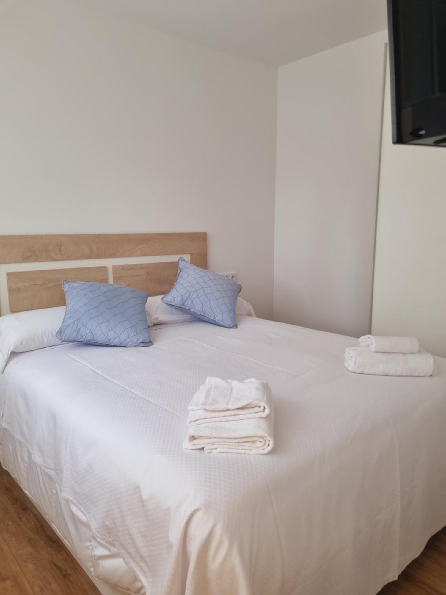 Maile Apartamentos ポテス 部屋 写真
